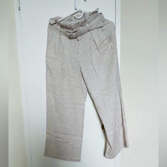 Ultra Wide-Leg Fit: Super high-rise (12"). - Picture 3 of 4